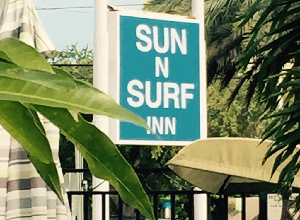 Sun And Surf Inn Miami Buitenkant foto