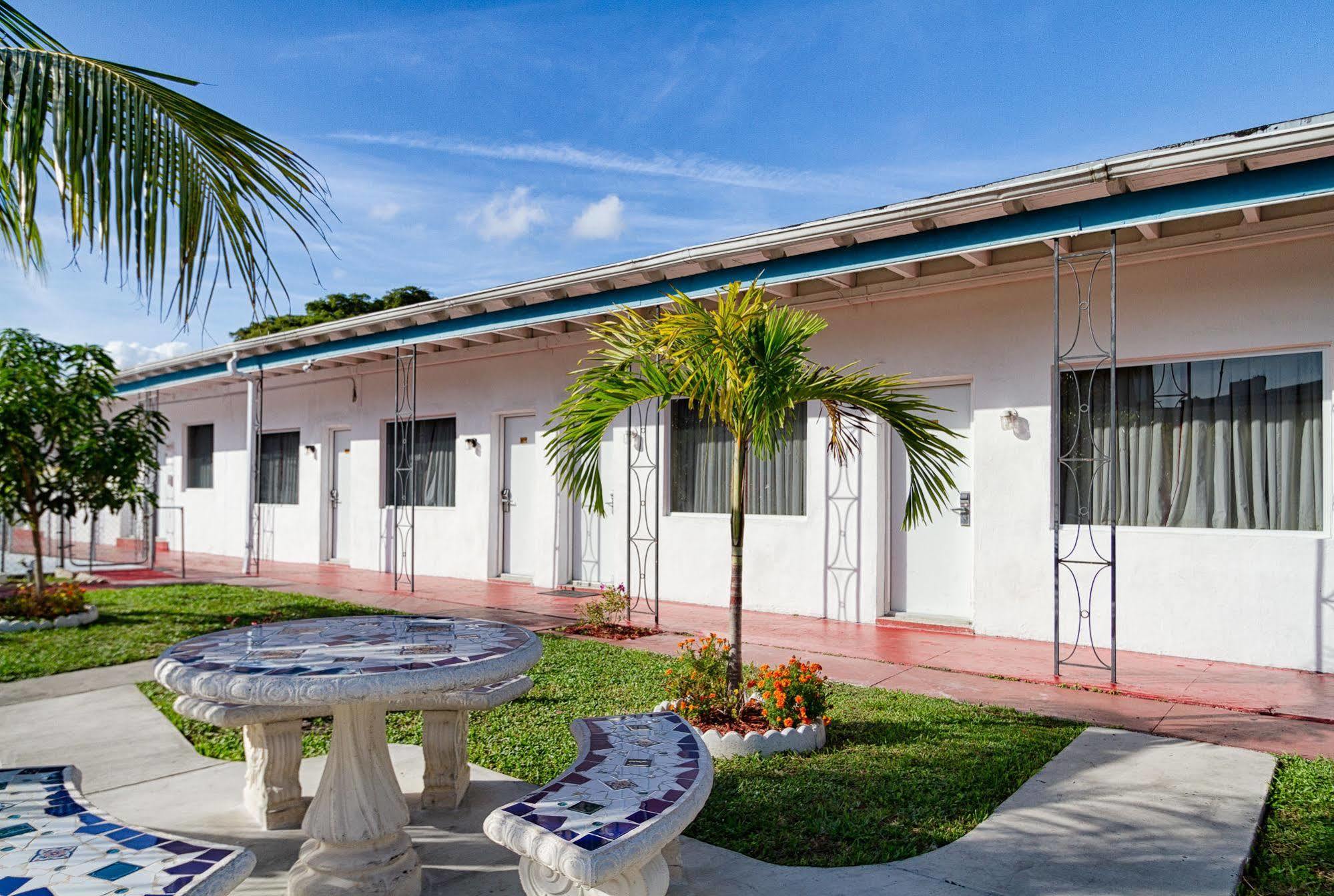 Sun And Surf Inn North Miami Buitenkant foto