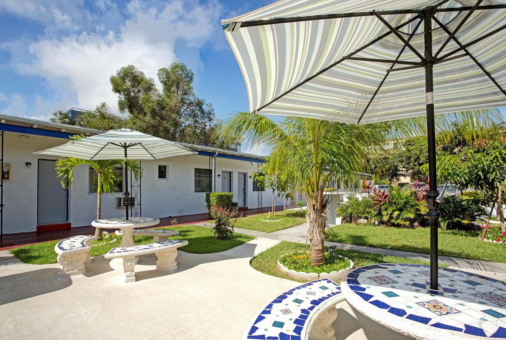 Sun And Surf Inn North Miami Buitenkant foto